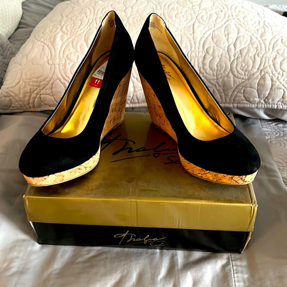 Black wedges size 11